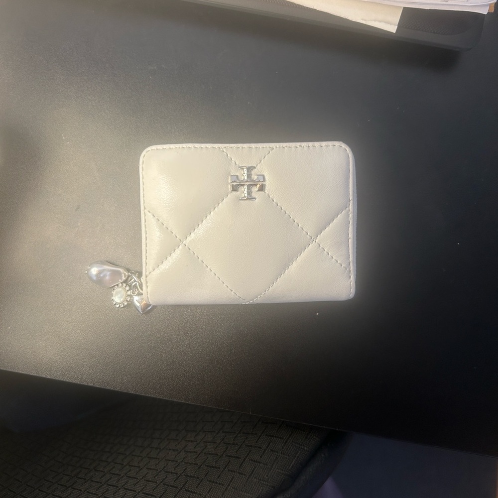 Tory Burch White Quilted Wallet with Silver Charms